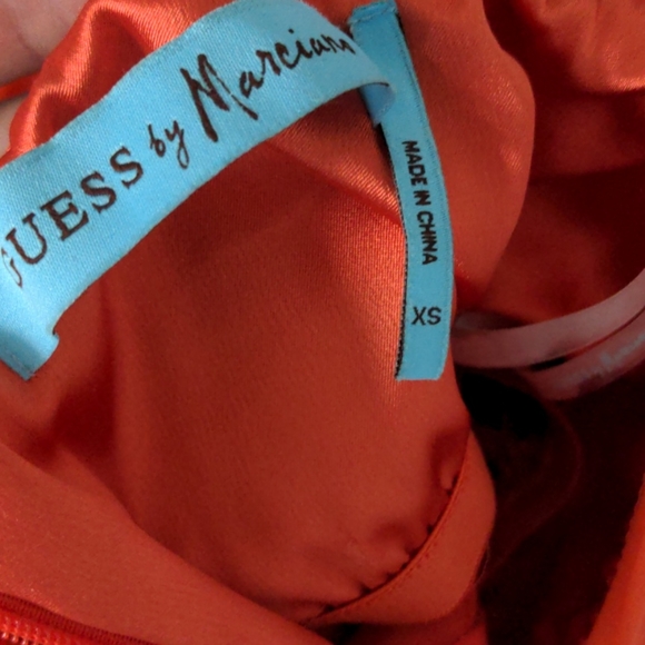 Gorgeous silk Marciano dress- EUC- XS - Picture 7 of 8